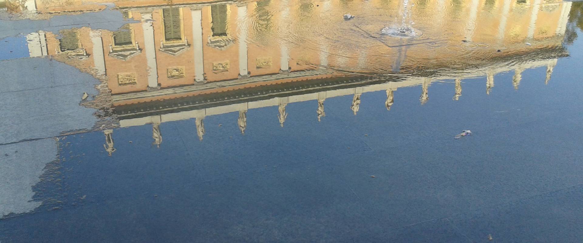 Riflessi sull'acqua foto di Rossella-reggio